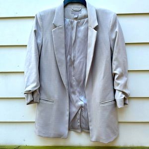 H&M off white blazer in xsmall